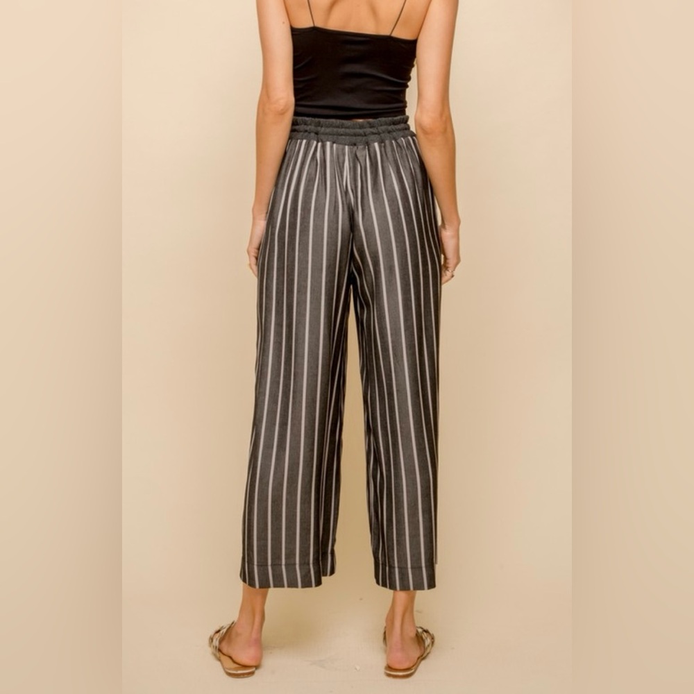BANDING WAIST WOVEN STRIPE CROP PANTS! 🖤 - Picture 6 of 6